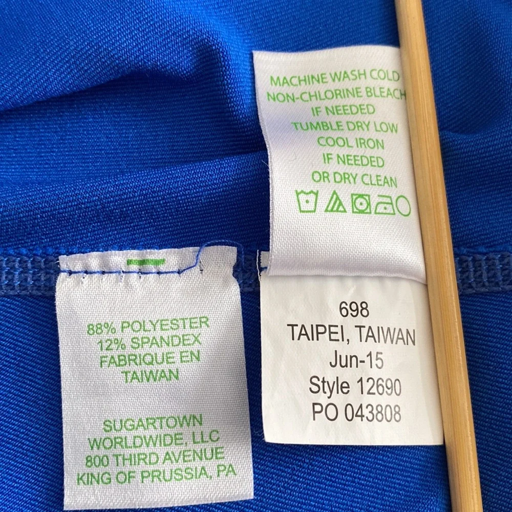 Lilly Pulitzer Luxletic Asana Bra Tank USP 50+ Ocean Blue multi trim Sz XS - Picture 13 of 16